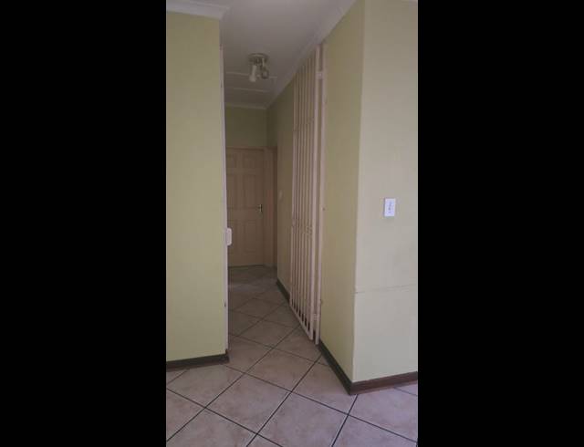 3 bed property to rent in BELLAIRSPARK